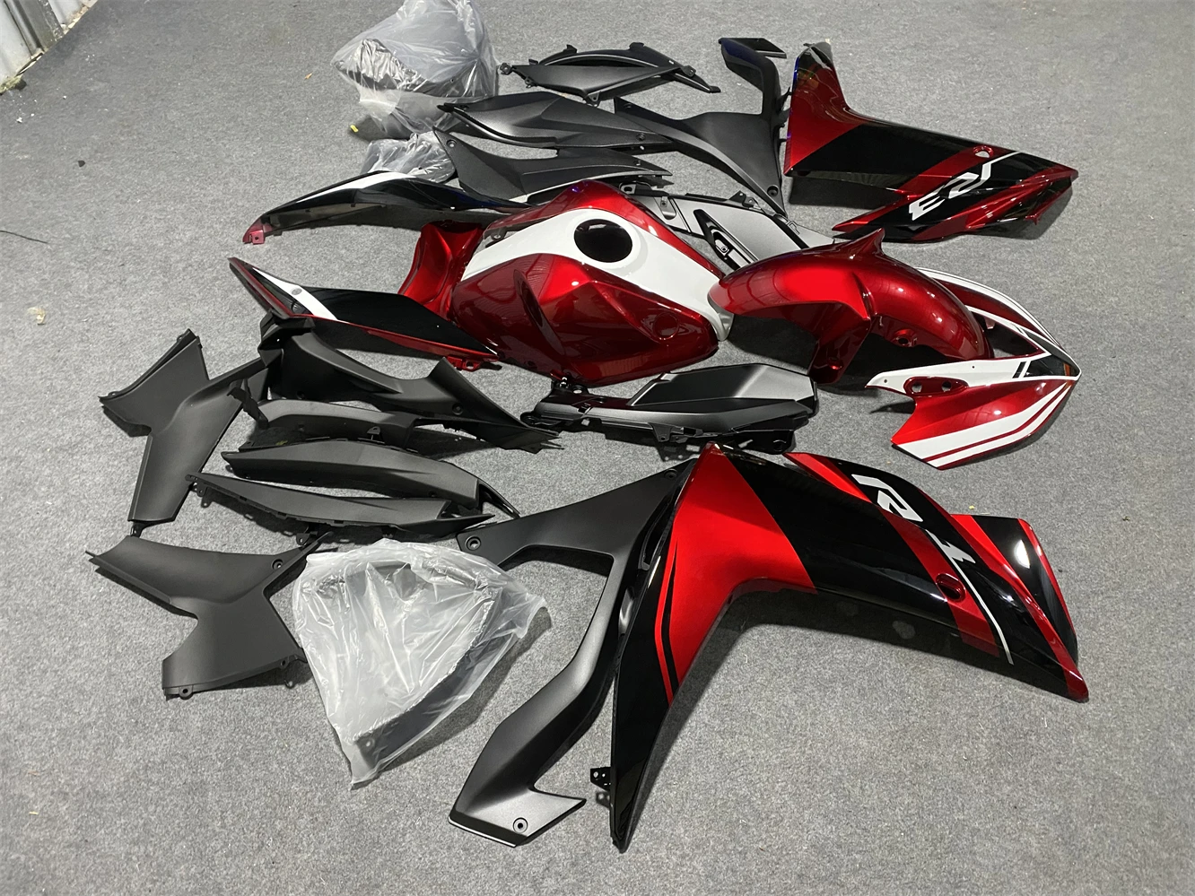 Motorcycle Fairing Kit for Yamaha R3 15-18 Years R25 2015 2016 2017 2018 Fairing Candy red