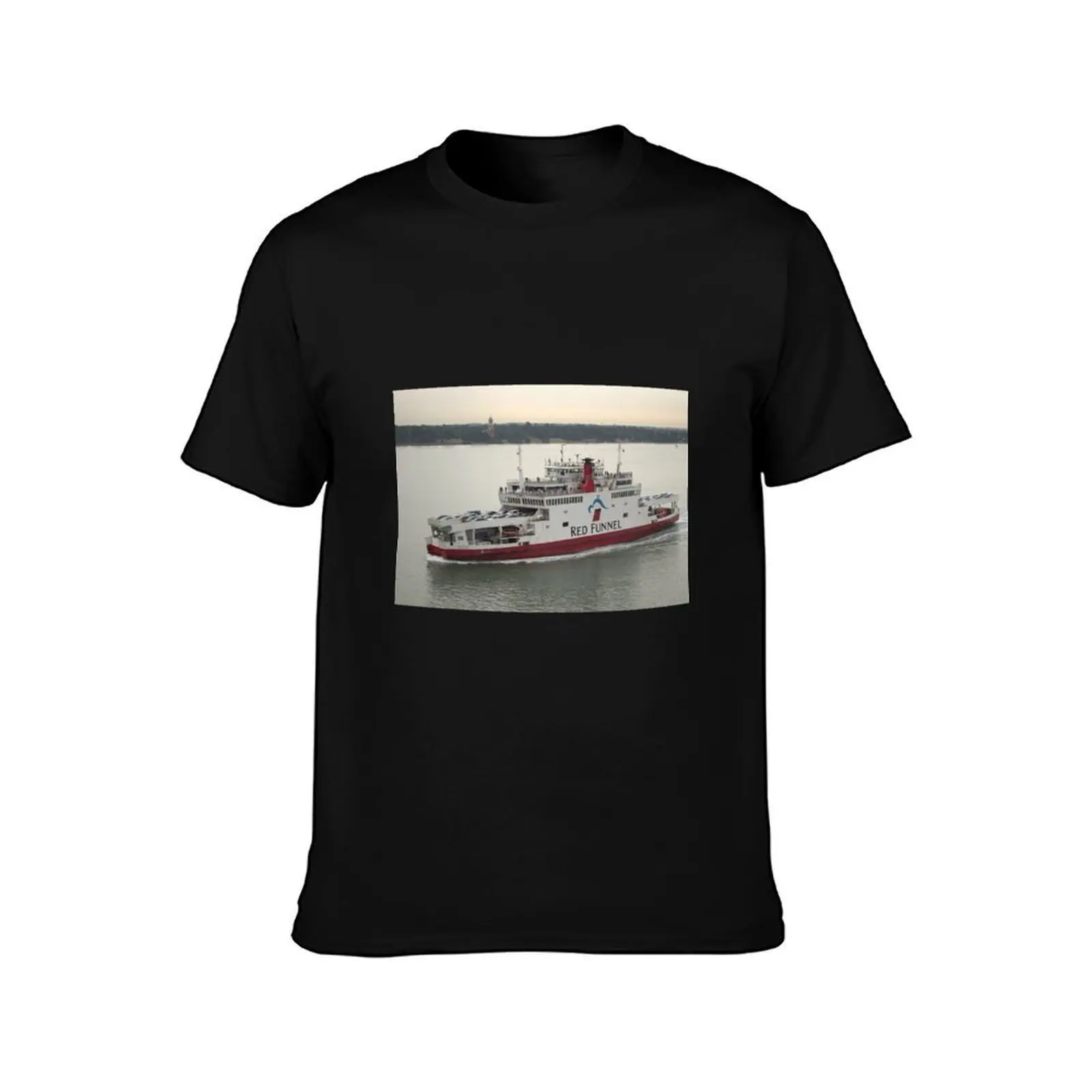The Red Funnel Ferry T-Shirt Outdoor Work Short Sleeve Top T-Shirt