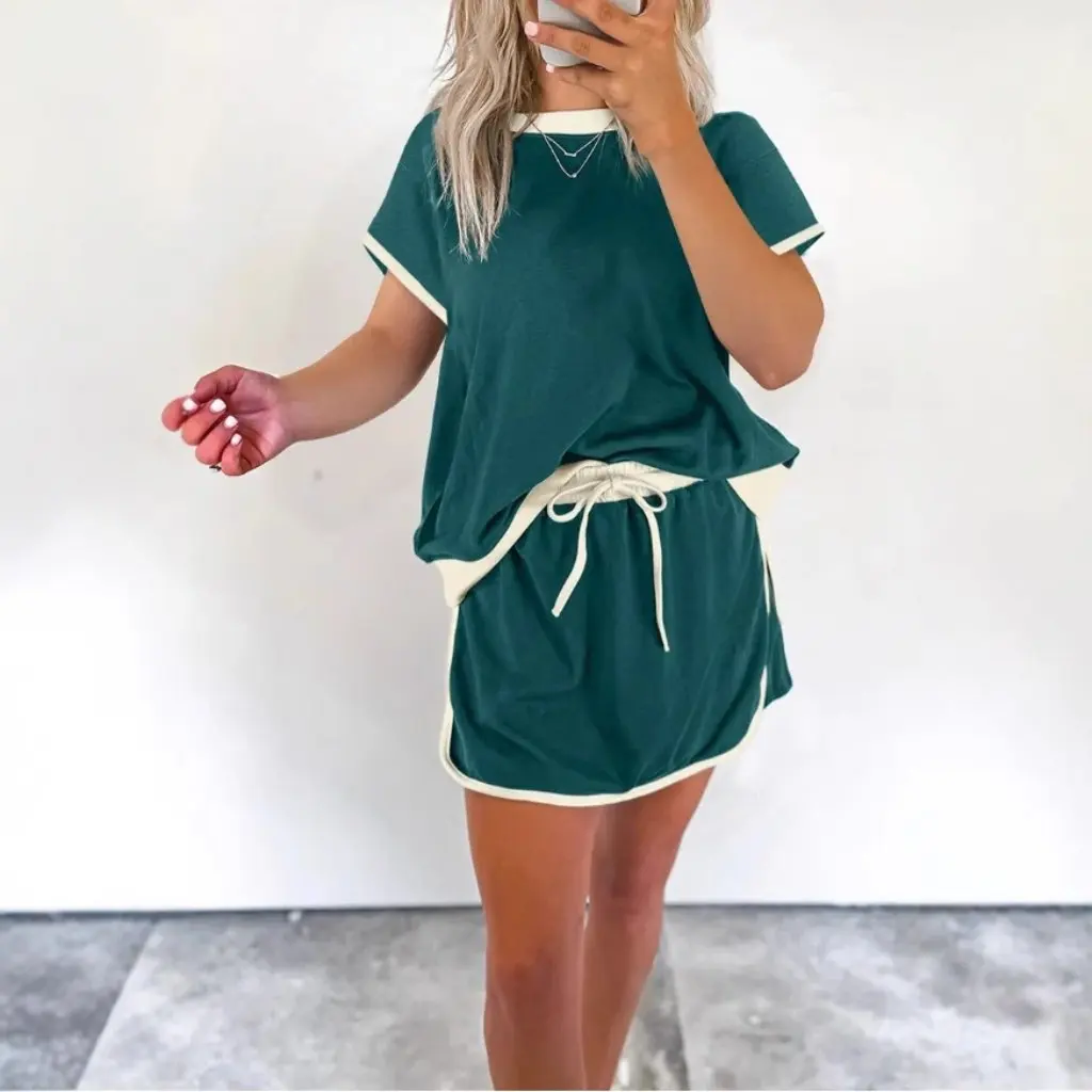 

Summer Women's Color Matched Shoulder T-Shirt Skirt Pants Suit Independent Station Europe And US Style