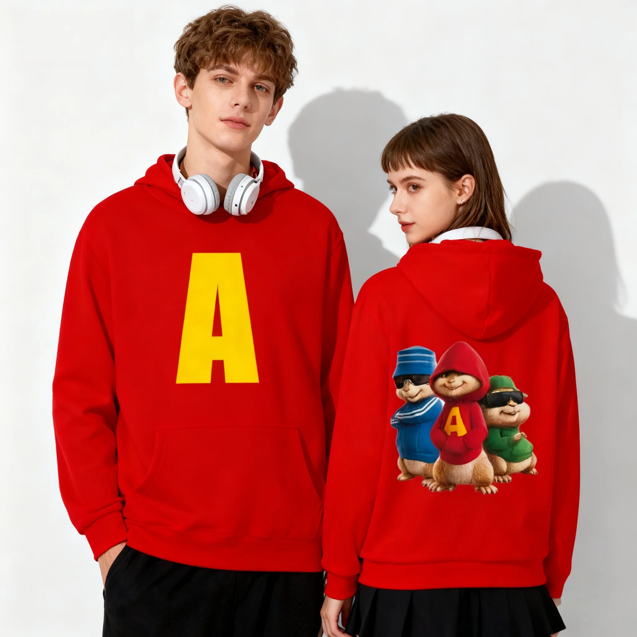 هوديس الخريف والشتاء الأكثر شعبية هي سترة Alvin and Chipmunk Cartoon Street كبيرة الحجم للنساء والرجال بغطاء للرأس للأطفال