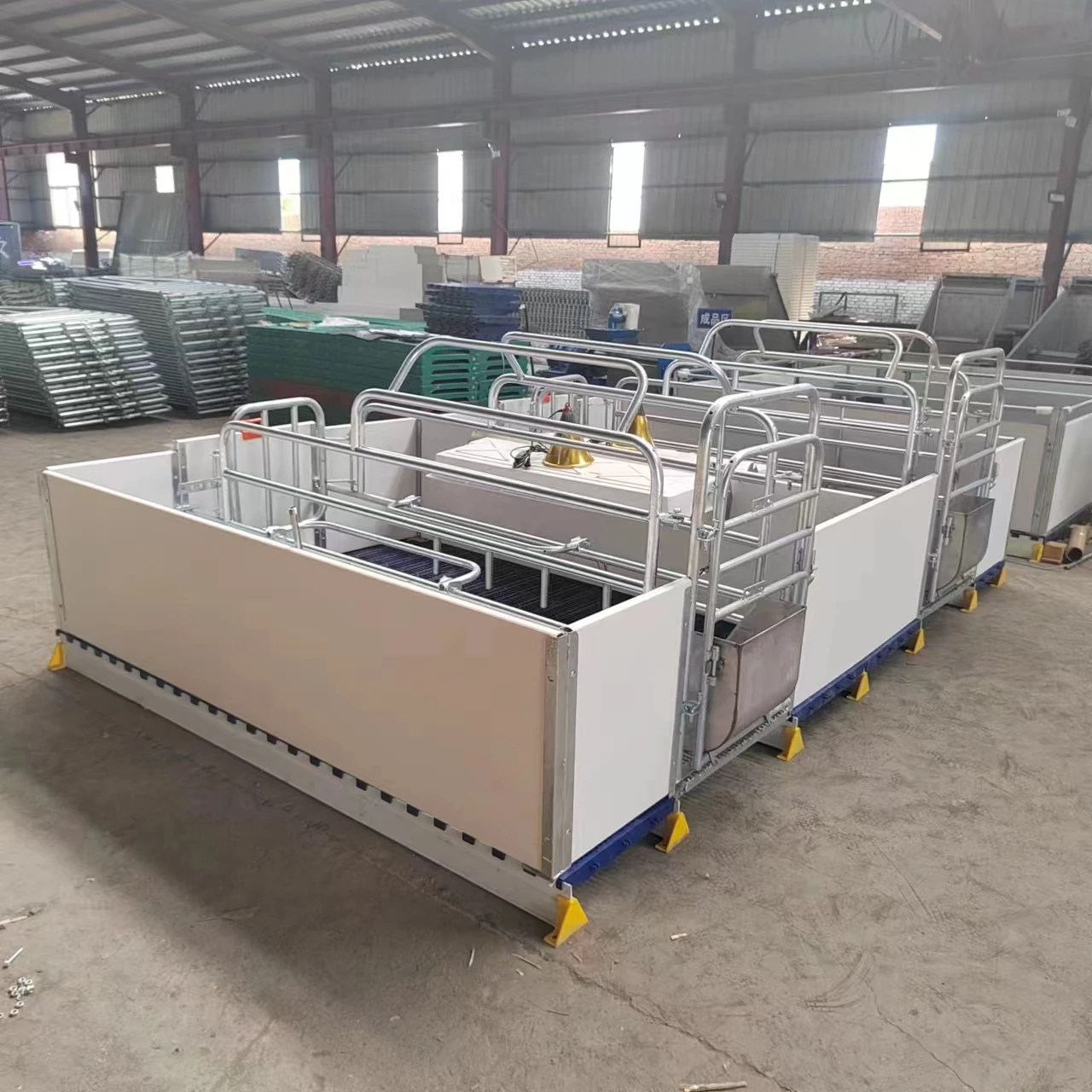 Farming Project Hot Galvanized Pig Farrowing Stall Swine Breeding Crate of Sow Farrowing Cage Pen Maternity Cage for Pig Farming