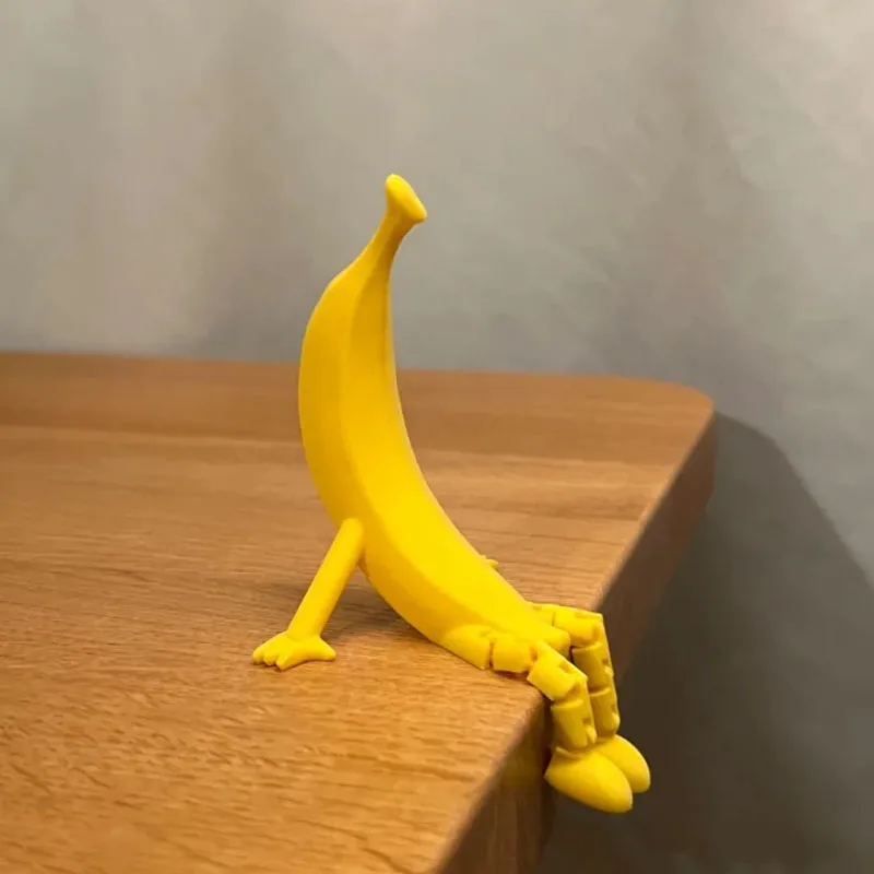 

3D Printed Banana Decor - Vibrant Yellow Artistic Desktop Decoration, Whimsical Irregular Shape, Durable Polyester Material, No