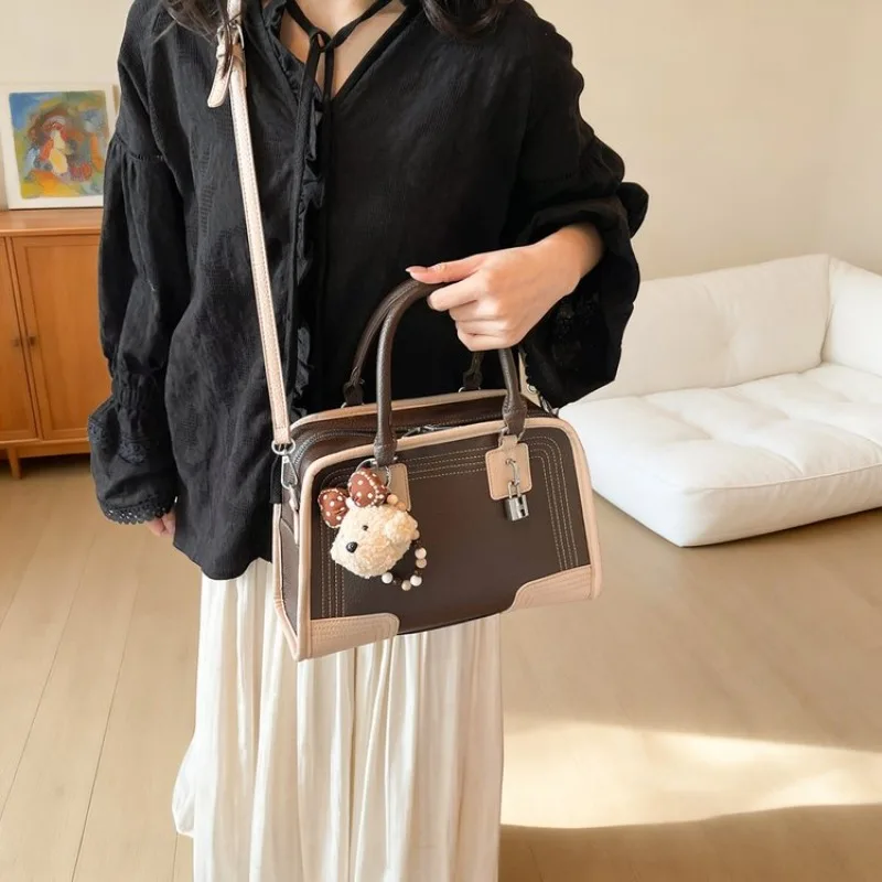 

Retro Vibe Daily Leather Hand Bag Elegant Paris Vintage Classic Design Casual Crossbody Tote Bag Nostalgic Stylish Young Girls