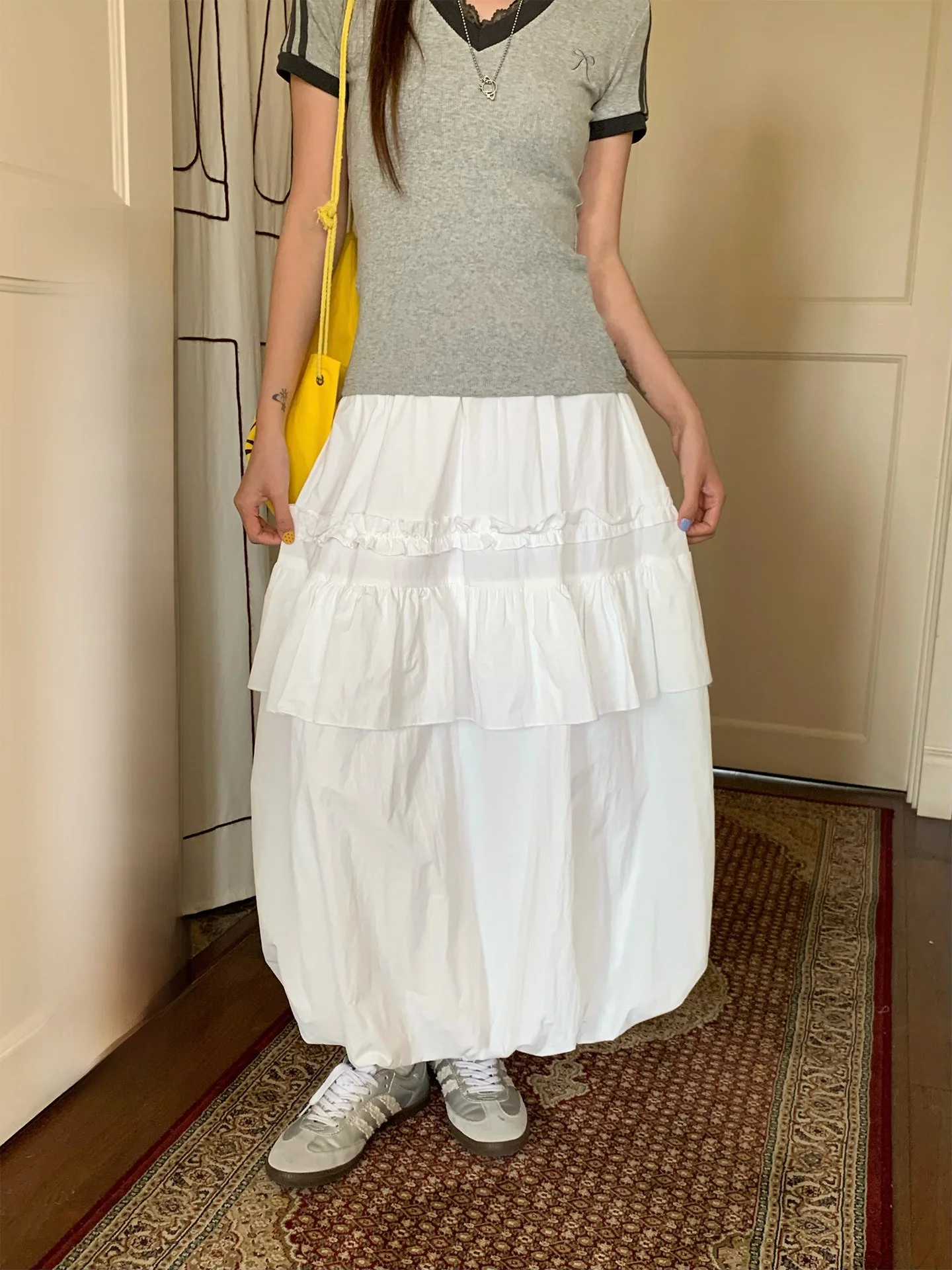 

Корейская женская юбка миди А-силуэта с кружевными вставками, стройнящая фигуру