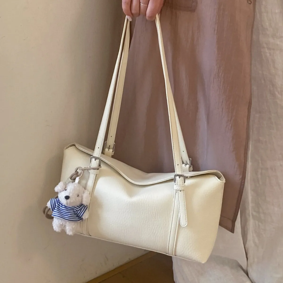 Bags Large Capacity 2026 New Summer Versatile Shoulder Underarm Bag Casual Commuter Pillow Bag