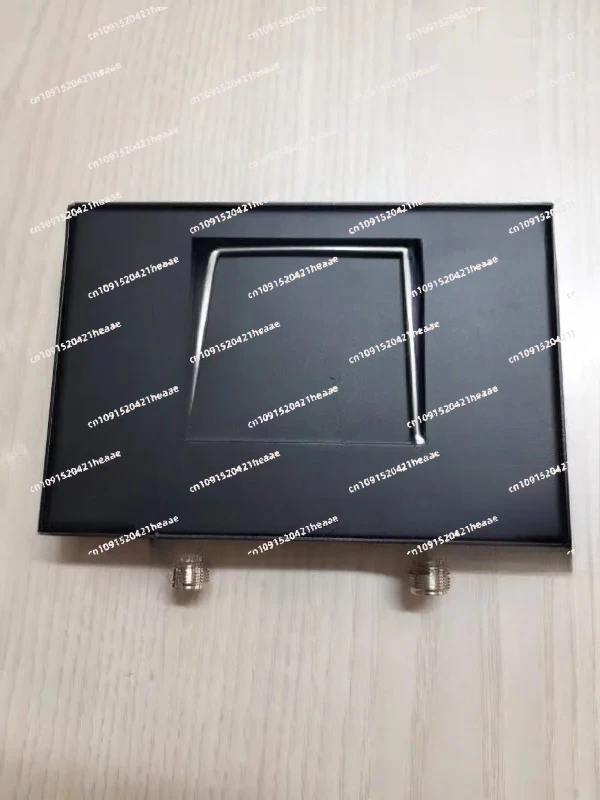 

Подходит для векторного сетевого анализатора SV4401A, 50 кГц–4,4 ГГц, 7-дюймовый сенсорный экран для радиочастотного тестирования