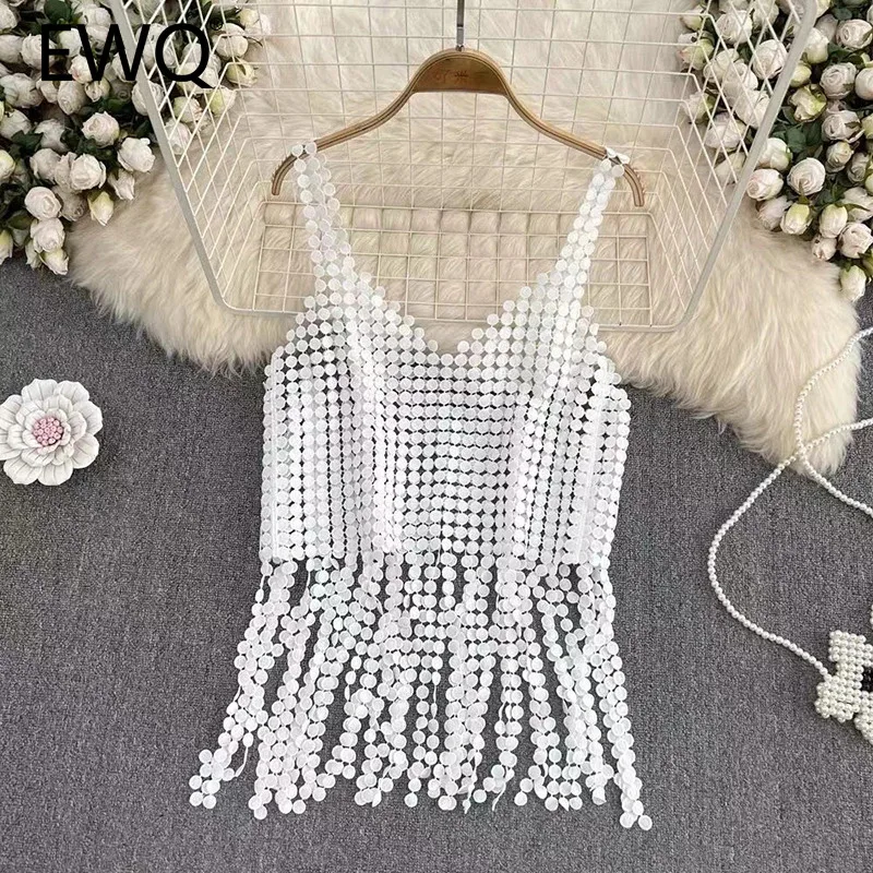 EWQ Fashion Tassel Hollow Out Design Vest For Women V Neck Sleeves Solid Color Sling Tops Casual 2024 Summer New 27C678