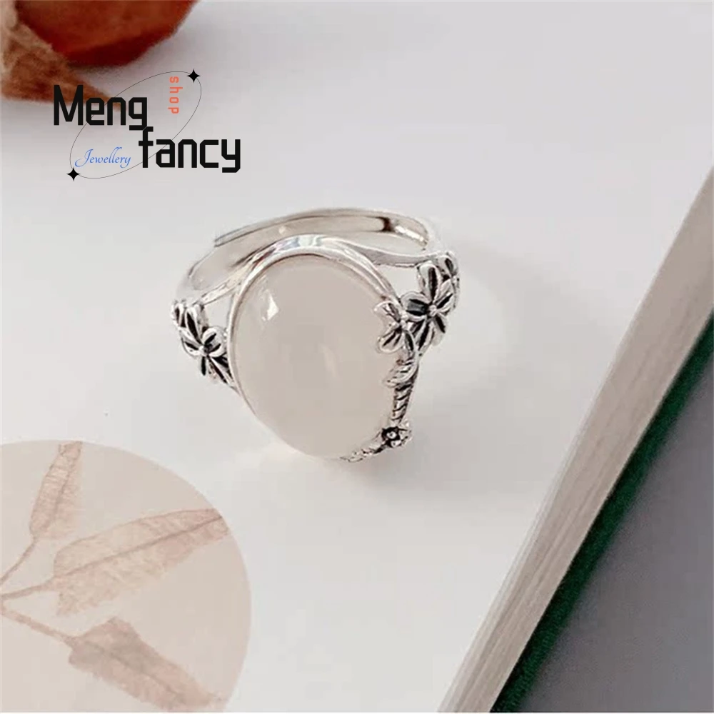 

Silver Vintage White Chalcedony Ring, Versatile, Egg-Faced, Fashionable And Elegant, Chinese-Style Flower Ring Fashion Jewelry