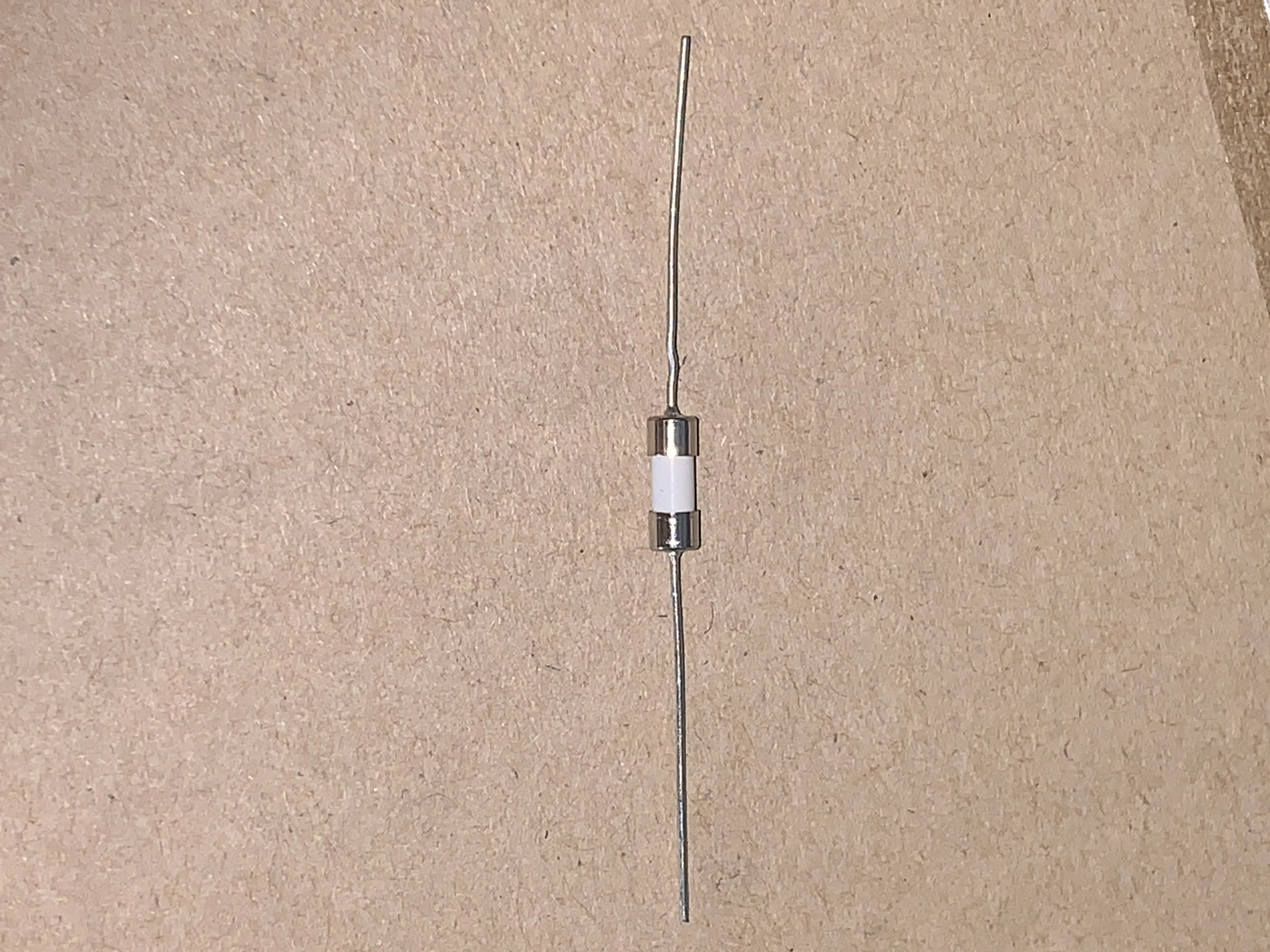 

10 шт. 0876002.MXEP 20+ DIP 2A 250VAC Предохранитель, новый и оригинальный