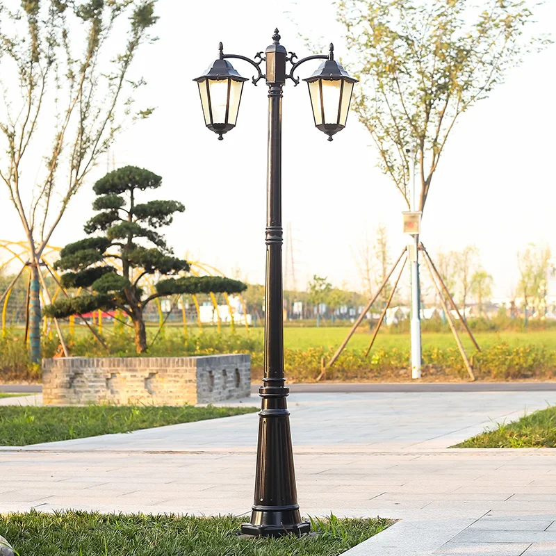 Antique Decorative Aluminum LED Garden Street Lamp Yard Outdoor Waterproof Garden Lights