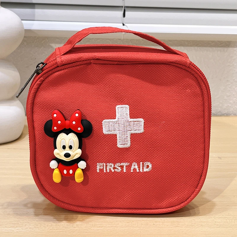 

Disney medical bag business trip portable outdoor first aid cute cartoon Mickey student dormitory medicine storage bag 23x13.5cm