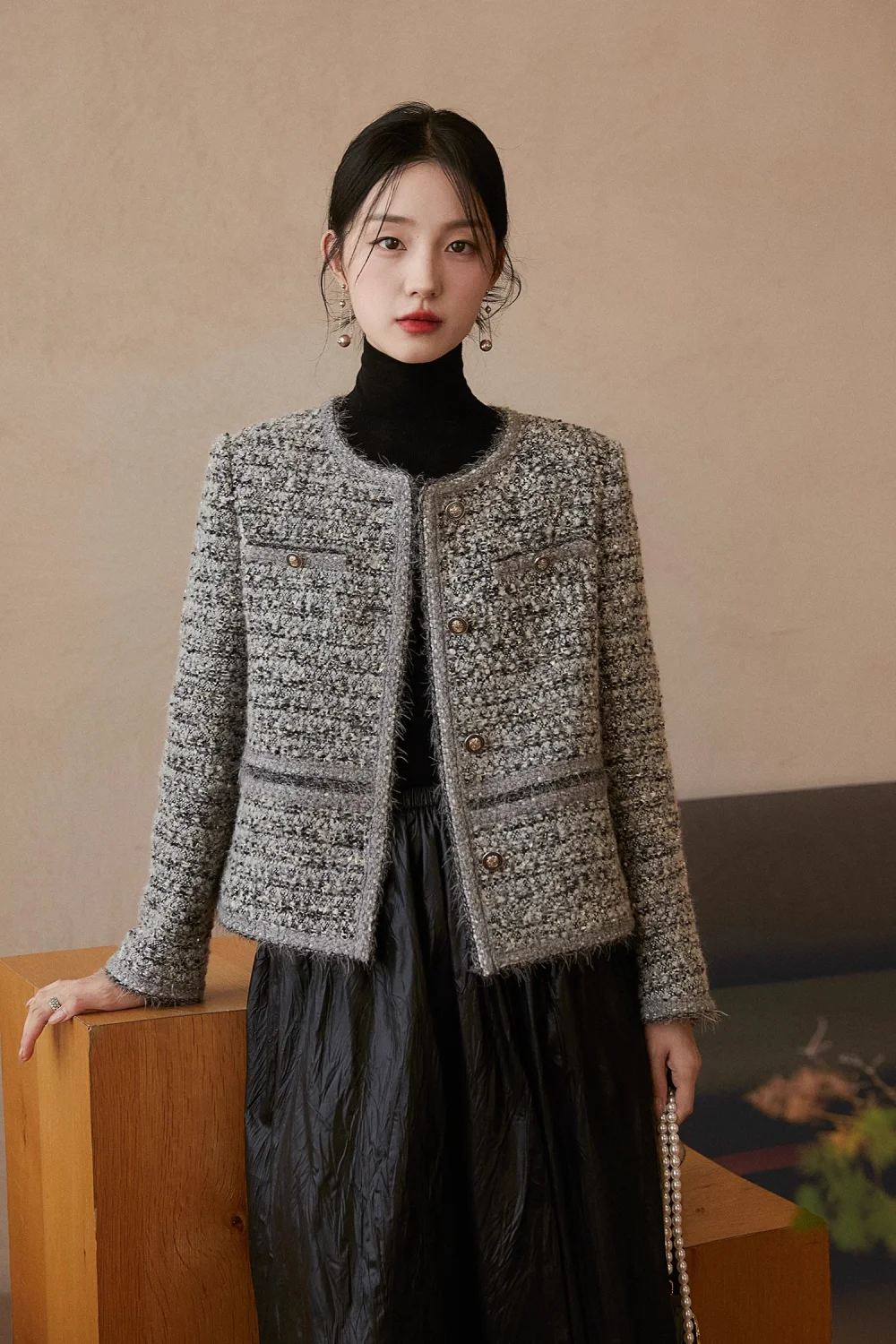 Spring Autumn New Heavy Industry Woven Small Fragrant Style Jacket for Women Coarse Woolen Coat Women's Age Reducing Short Top