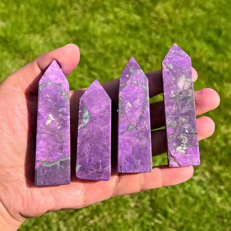 Pointe de Purpurite naturelle: tour de cristal brut, décor de pierres précieuses de guérison, spécimen Unique pour objets de collection et utilisation éducative, 1 pièce