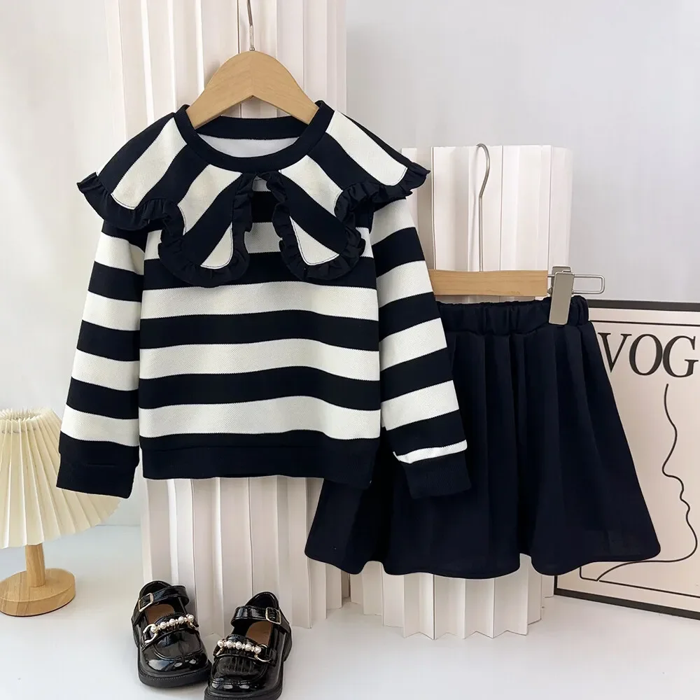 

Autumn Girl's Clothing Black and White Striped Long Sleeved Top+black Pleated Skirt 2-piece Sets Kids Clothes Girls