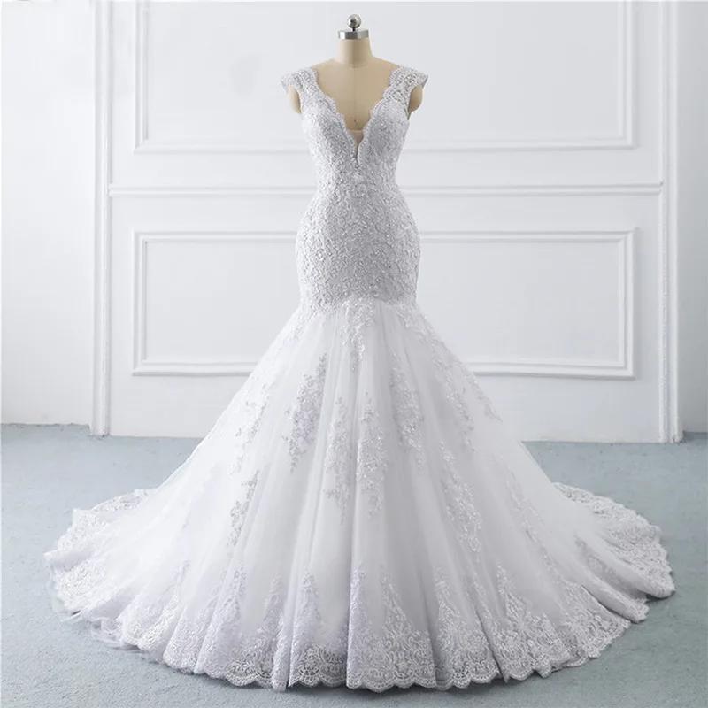 Immagine reale eleganti abiti da sposa a sirena con scollo a V in pizzo Applique bottone coperto abito da sposa Plus Size Vestido De Noiva gelinlik