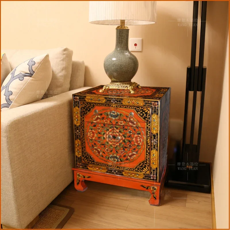 

Tibetan furniture, solid wood sofa, corner cabinet Xizang box, old antique edge table, light luxury bedside table
