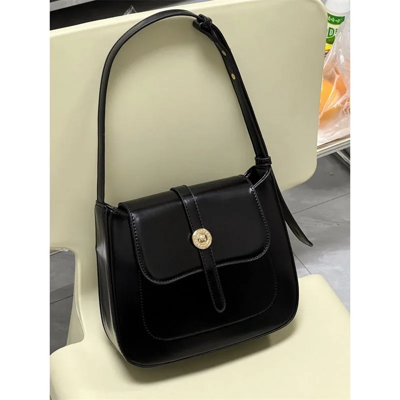 2024 New PU Underarm Bag Black Fashionable European Style Retro One Shoulder Women\'s Daily Pairing Popular Oblique Straddle Bags