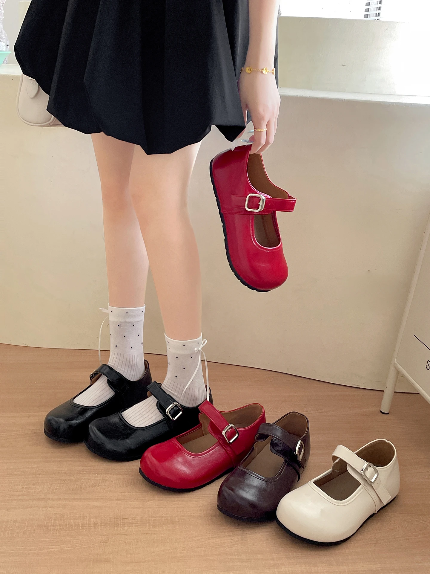Versatile Retro Thick Bottom Mary Jane Shoes Women's Autumn 2026 New Style for Skirts Short People Soft Bottom Fashionable