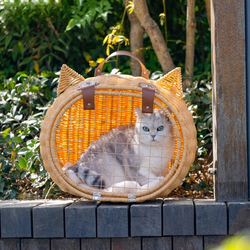 

Handheld Rattan Cat Carrier & Bed, Summer Breathable Outdoor Travel Crate, Portable Airline-Approved Car Backpack for Cats