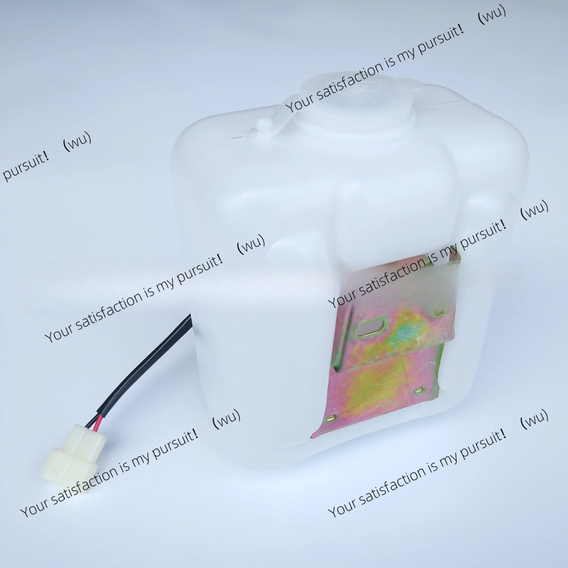 

Подходит для автомобильной бутылки с водой общего назначения в сборе с подходящим для хранения.