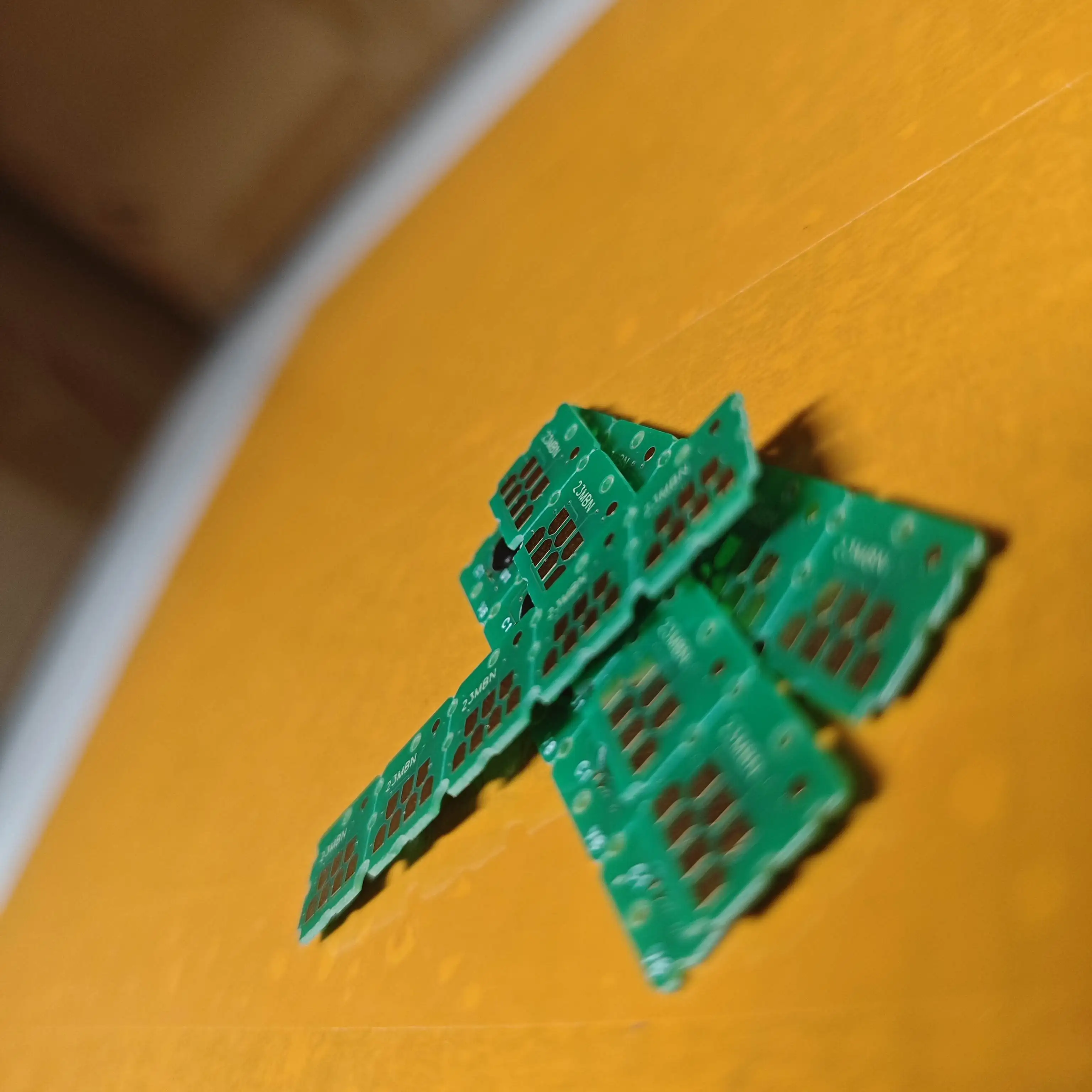 

SC23MB S2101 F-170 F-150 Compatible Maintenance Tank Chip For Epson SureColor F170 F100 F130 F150 F160 Printer Waste Ink Box