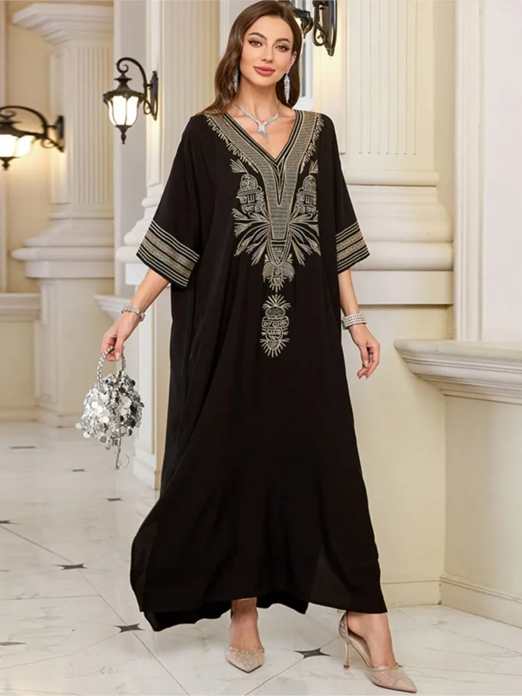 夏のカバーアップ女性水着 3/4 袖ローブ水着 2026 新しい刺繍ビーチホリデーマキシドレスカバーアップ