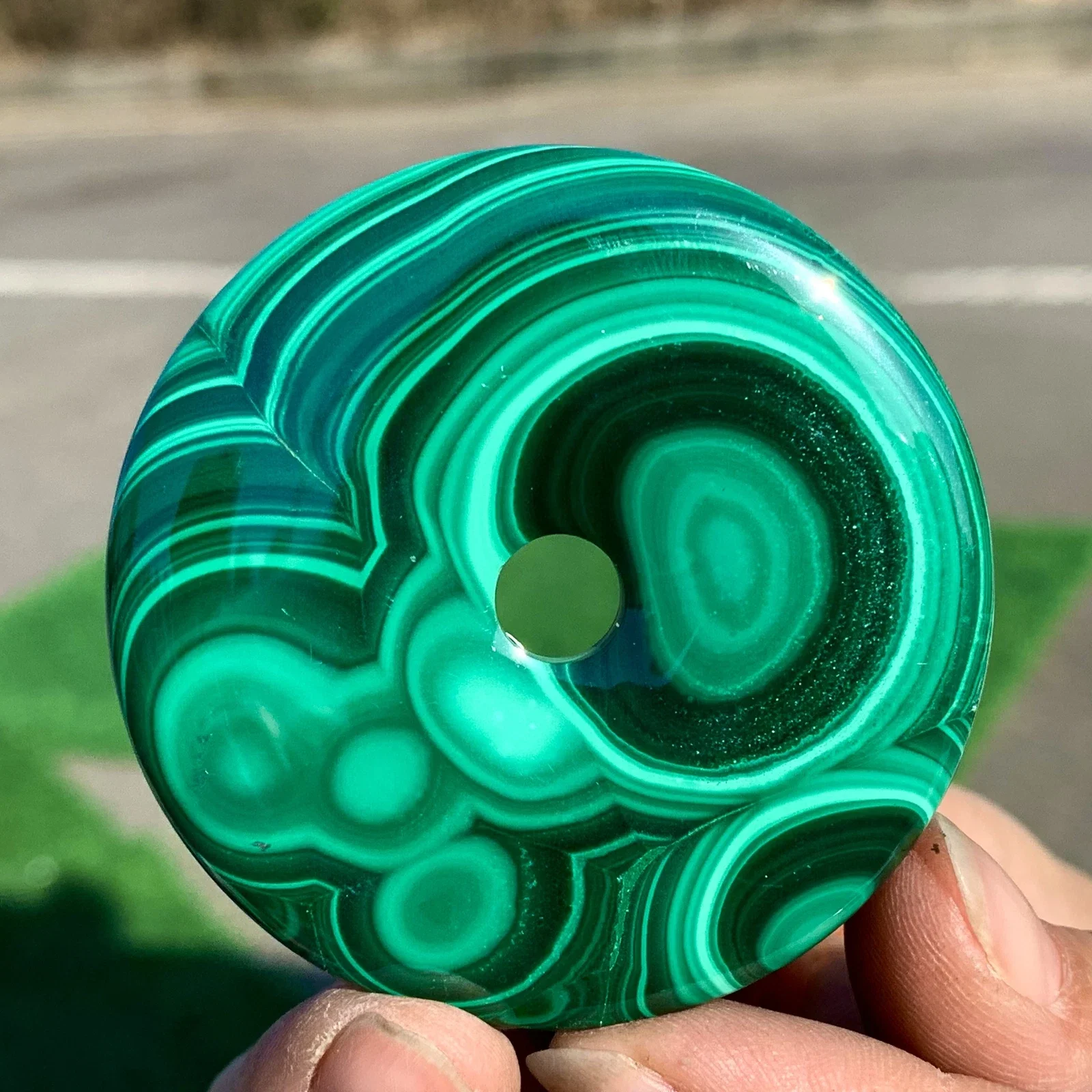 Natural Luster Malachite Transparent Round Pendant, Quartz Crystal Green Mineral Pendant, Mineral, Reiki, Therapeutic
