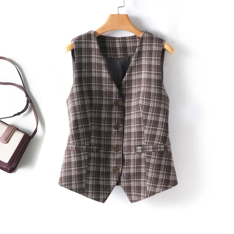 

Brown Plaid Faux Wool V-Neck Vest for Women Autumn and Winter Fashion Warm Inner Layer Vest Single-Breasted Short Vest Outerwear Top