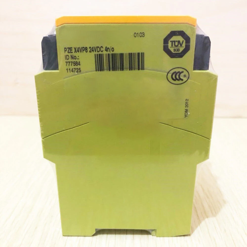 

New for Pilz PZE X4VP8 777584 24V Safety Relay Module in Box