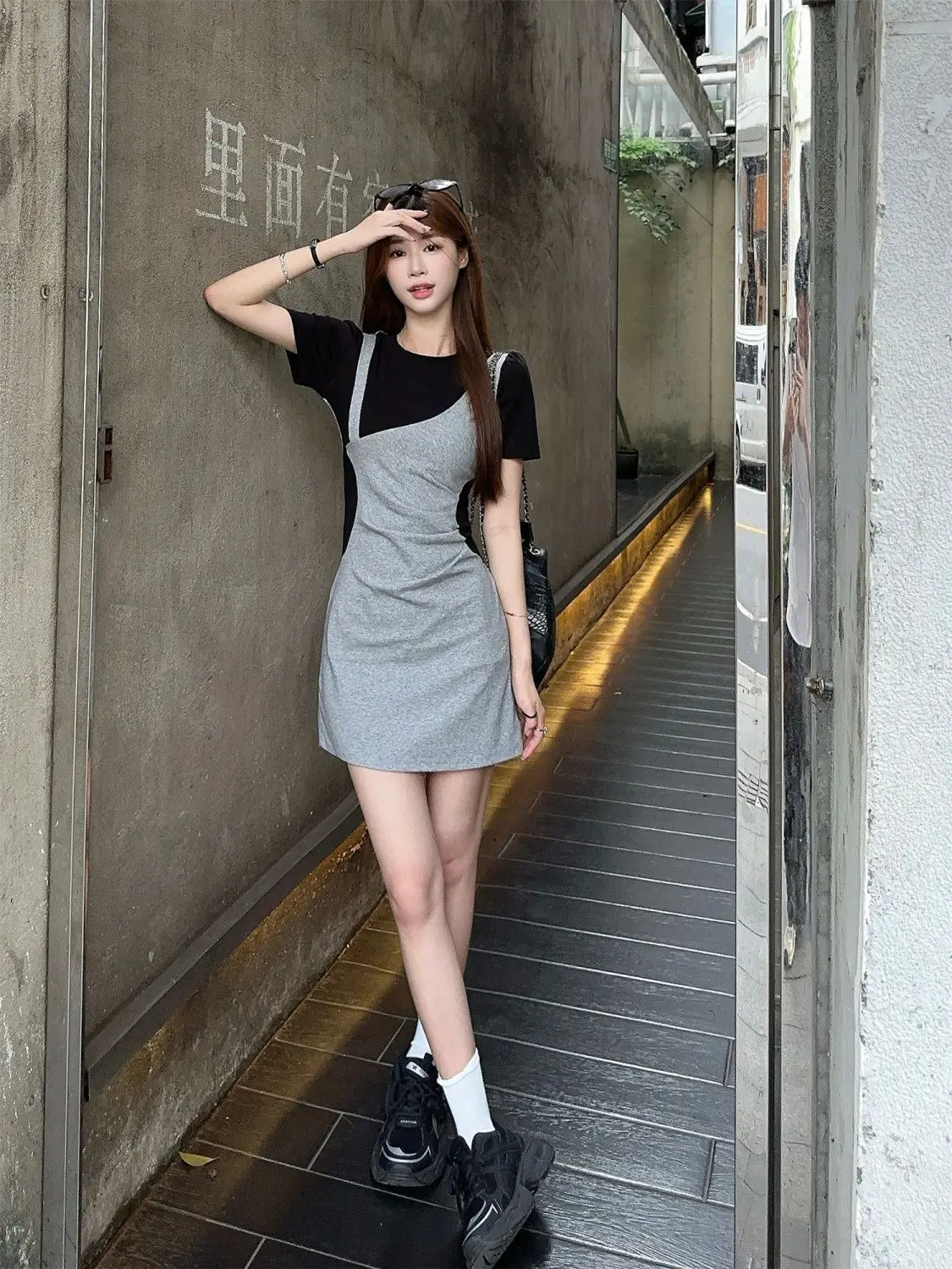 

Fake Two Contrasting Short-sleeved Dresses for Women's New Summer Waist A-line Hip Wraps