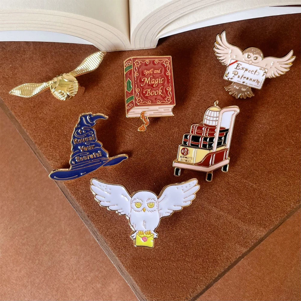 

6pc Miniso Anime Lapel Magic Academy Pins Enamel Set Hogwarts Brooches Pins Woman Men Badges Backpack Clothes Accessorie Gift