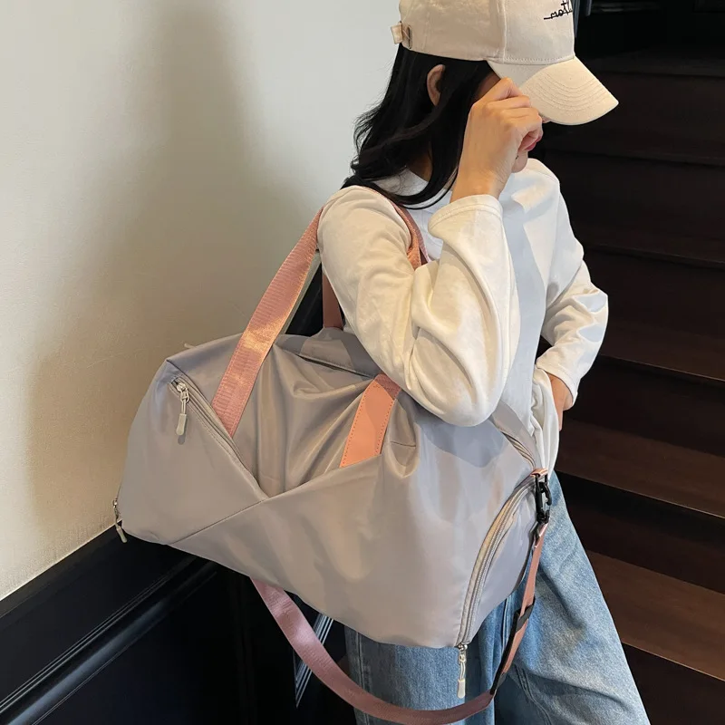 Handheld or Crossbody Strap Independent Shoe Compartment Business Travel Storage Bag  Fashionable Commuting Luggage Fitness Bag