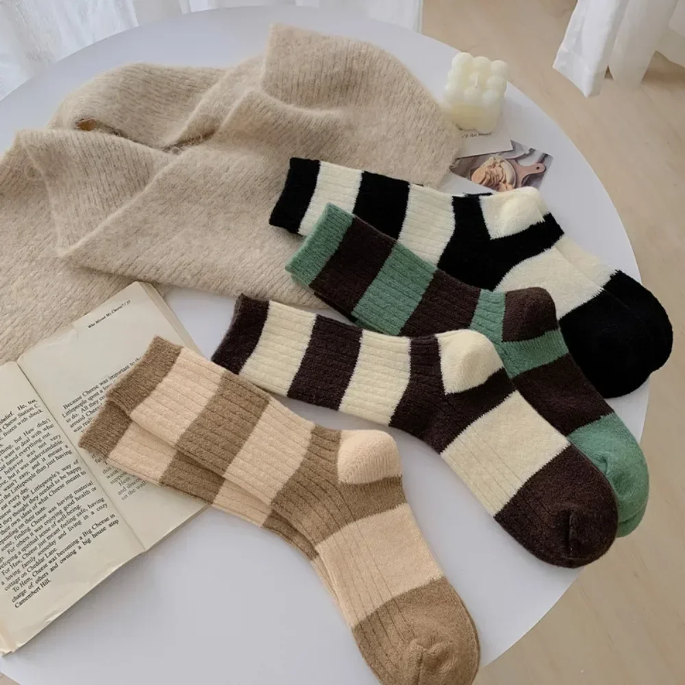 Women Korean Japanese Striped Cotton Socks Middle Tube Pile Sock Winter Thickened Insulation Wool Breathable Calcetines Mujer