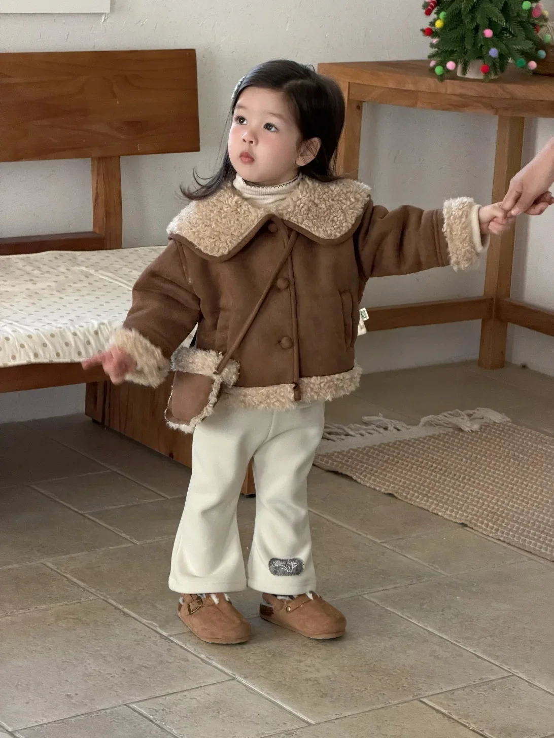 2025 Winter New Baby Warm Plush Coat Plus Velvet Thick Girls Large Lapel Coat Toddler Casual Cardigan Jacket Infant Clothes