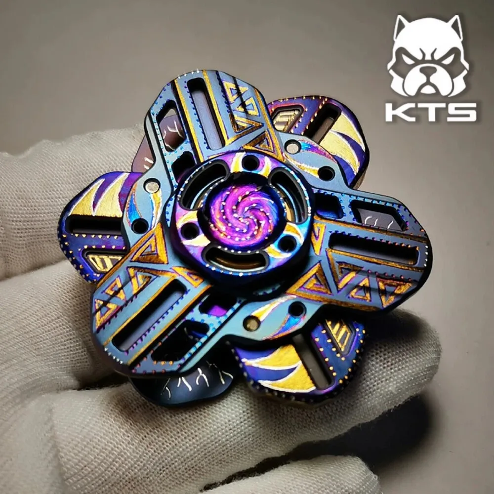 KTS EDC سبائك التيتانيوم الثلاثي تململ سبينر اليد نحت ثلاثة شفرات تململ سبينر أدوات تخفيف القلق #1