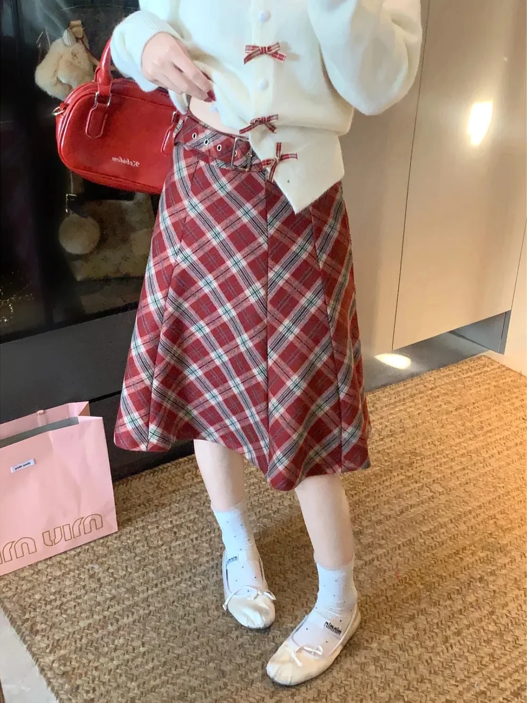 

Женская юбка больших размеров в стиле ретро, красная клетчатая, А-силуэт, с высокой талией, свободная, повседневная, с поясом, осенне-зимняя модная юбка