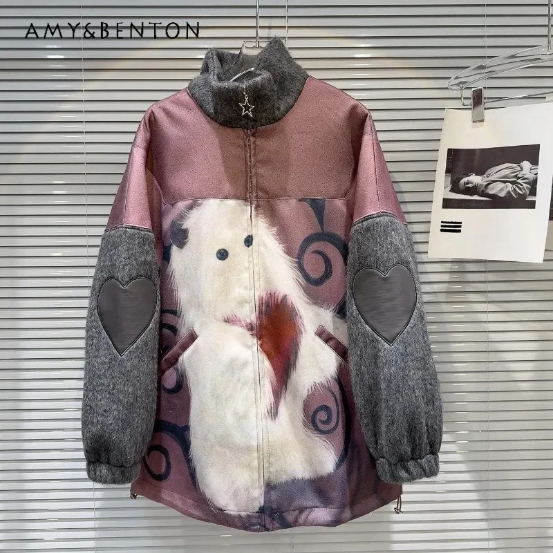 

2024 Winter New Sweet And Cute Loose Top Jacket Cartoon Printed Splicing Woolen Sleeves Down Liner Short Coat Women's Clothing