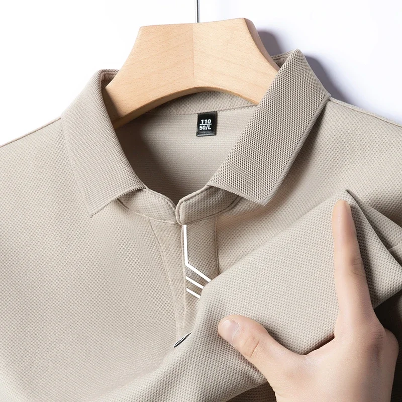 2025 Neues Herren-Business-Casual-Kurzarmhemd, einfarbiges Poloshirt, modisches, atmungsaktives, bequemes, vielseitiges Top