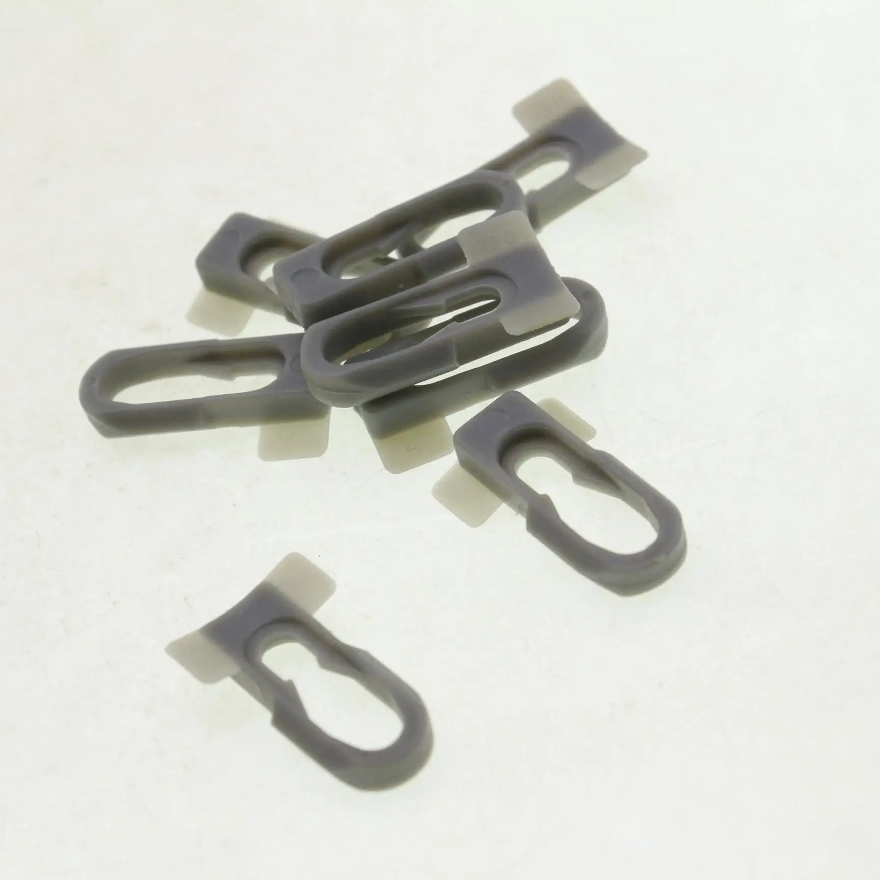 

10 Pcs Body Side Moulding Clips Retainer Nylon Fastener For Cadillac Seville Oldsmobile Custom Cruiser Pontiac Safari 9838109
