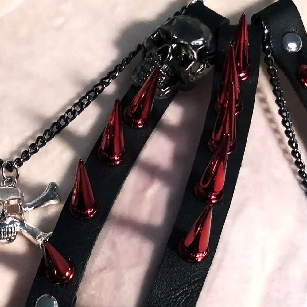 موضة إحياء هاراجوكو الجرونج الشرير الصخرة في سن المراهقة Y2K بلايز Kawaii سايبر القوطي E-الفتيات القوطية تانك ايمو الجمجمة 90s سبايك رصع برشام