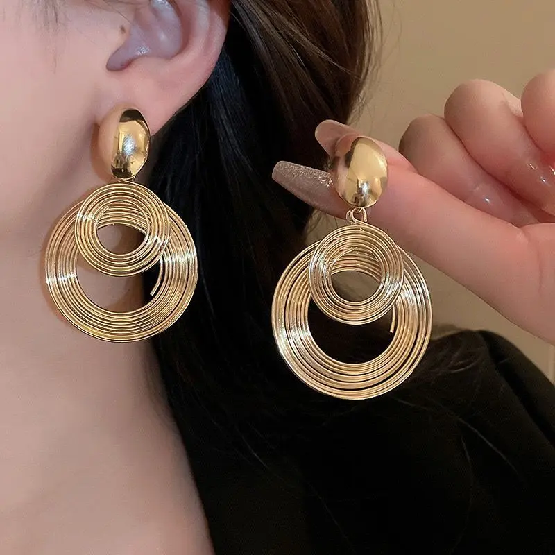 Exaggerated Long Multilayer Circle Drop Earrings For Women Metal Earing Jewelry 2024 Trending Vintage Big Gold Color Earrings