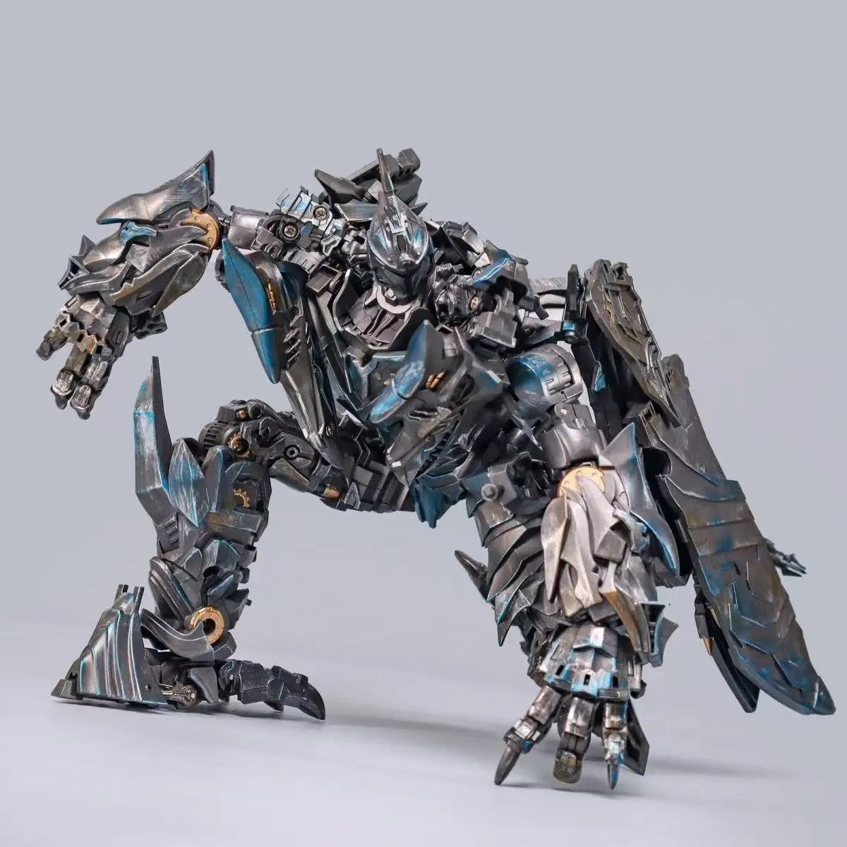 

Baiwei Transform TW-1104 Enlarged Version Wingshock Steel Whip Dart TW1104 Movie Tyrannosaurus Rex Dinosaur Mech Toys