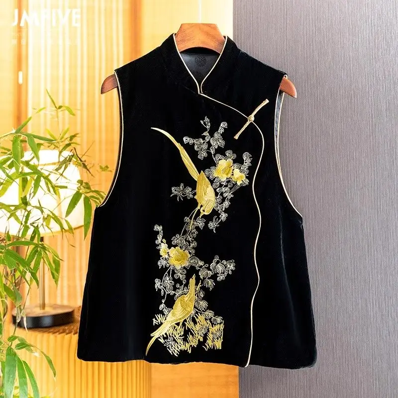 

Floral Embroidered Velvet Vest Women Retro Chinese Vintage Ethinic Style Sleeveless Tops Oversized