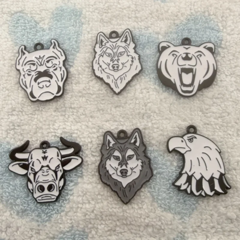 7pcs Black and White Beast DIY Jewelry Accessories Tiger Lion Eagle Alloy Drip Oil Spray Black Keychain Pendant