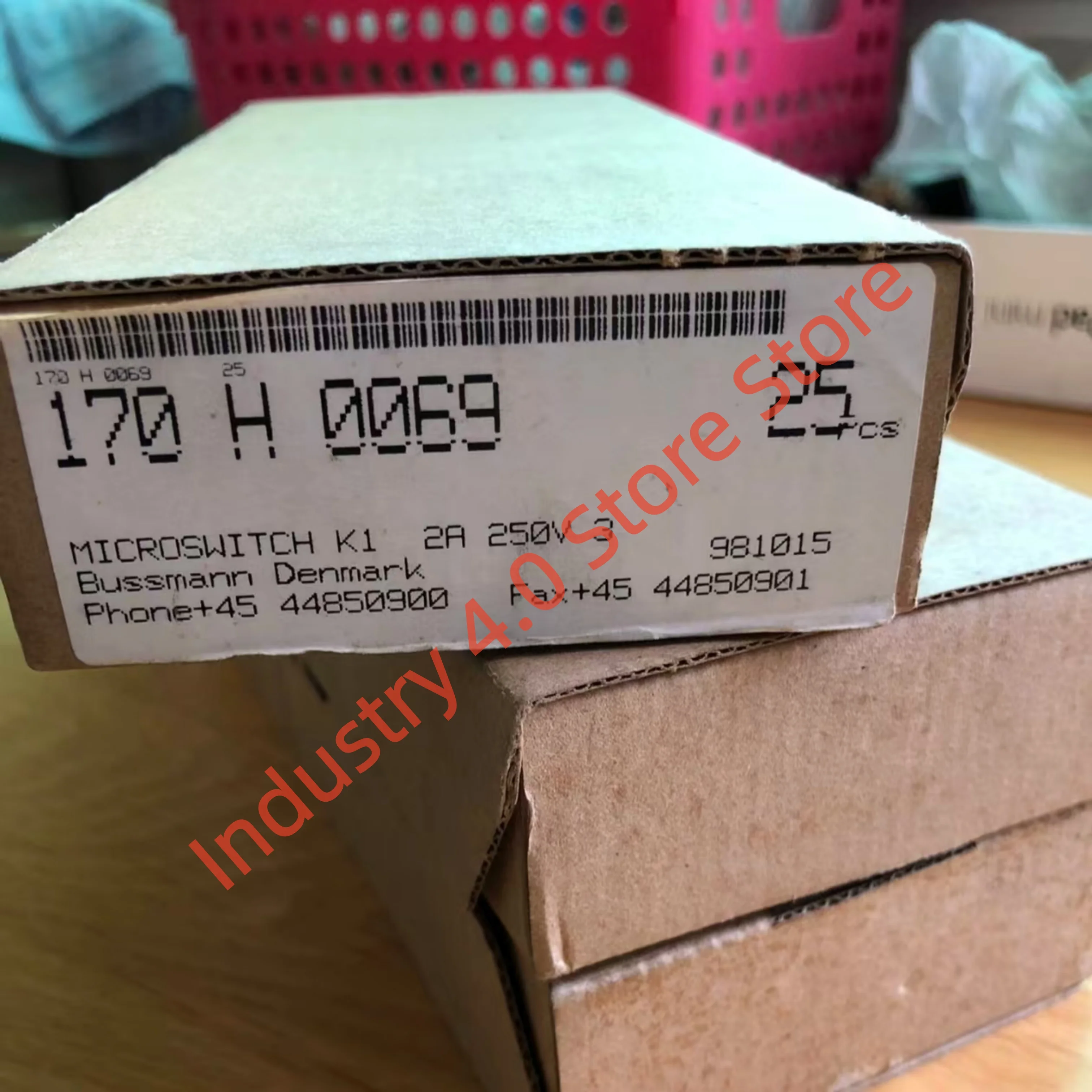 

10 шт. 170H0069 Микропереключатель, новый