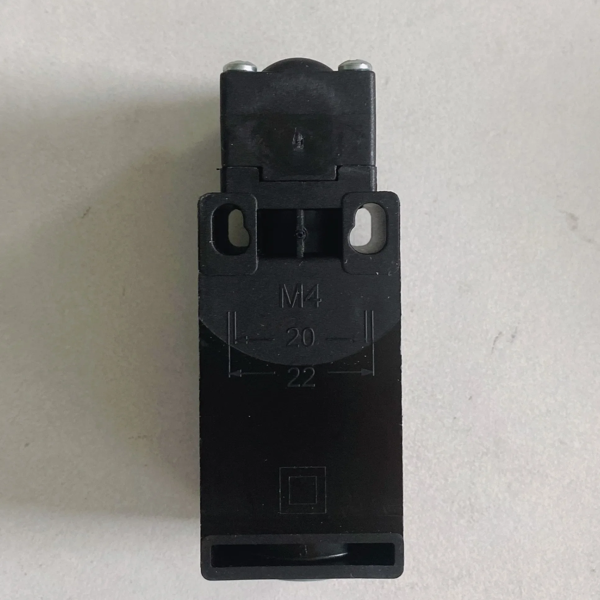 New Original Pizzato Limited Switch FR 556-M2R26