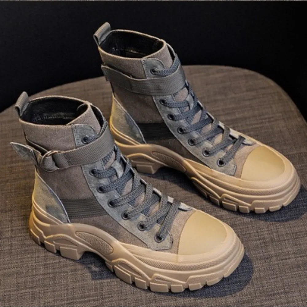 Short Boots Women's 2026 Autumn New Three-color Locomotive Boot Thin Breathable Handsome Heightening Trend Cowboy Short Boots