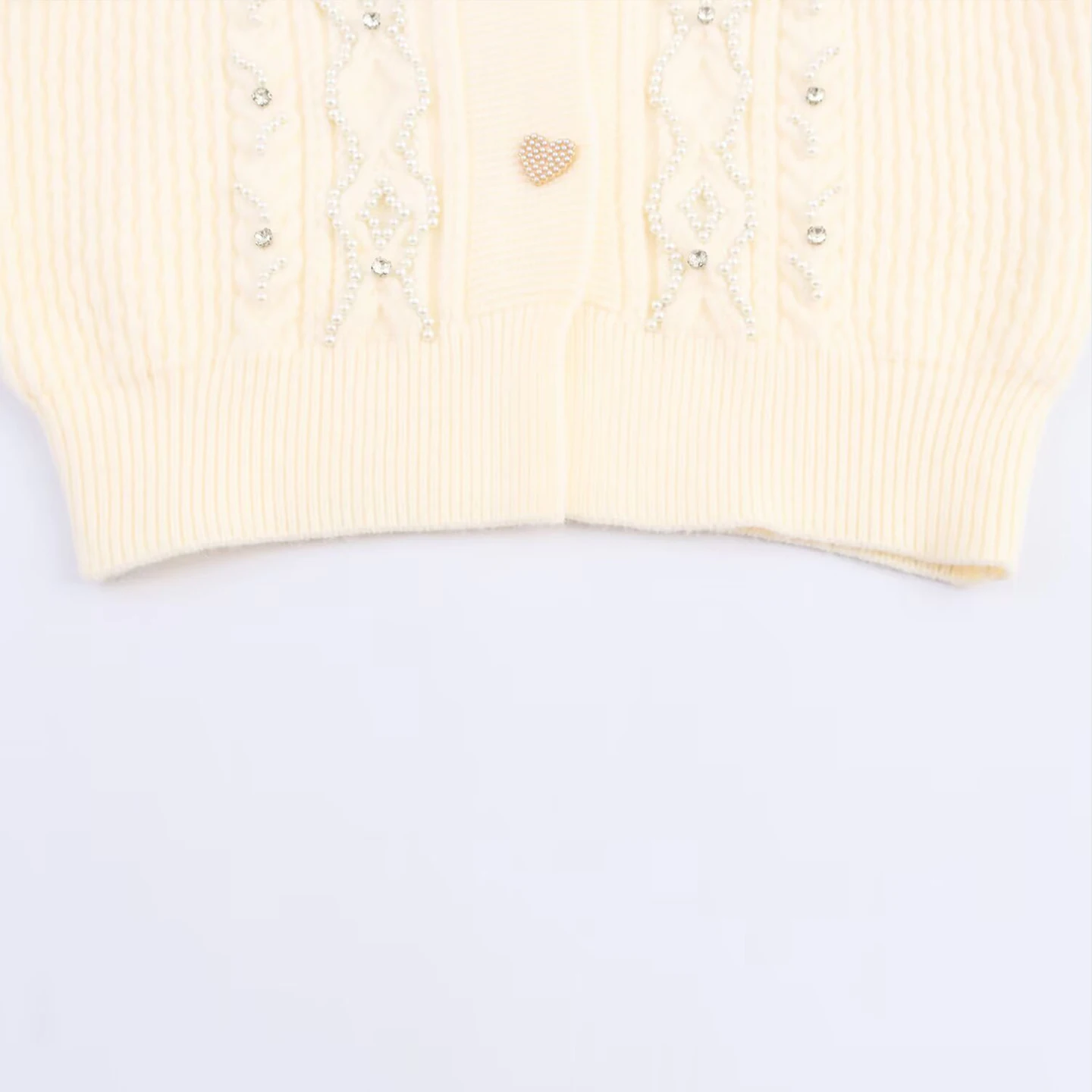 2025 Autumn New Women's Knitted Sweater Cord Beaded Versatile Daily Commute Wear Chinese Brand Z Office Chic Sle