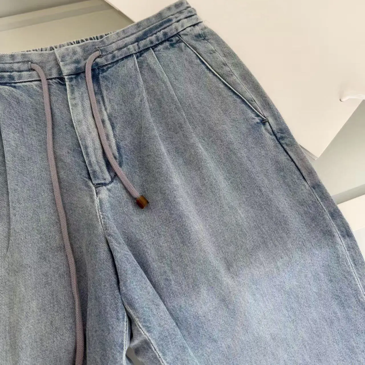 BC ملابس رجالية إيطالية أوائل الخريف موضة جديدة جينز غير رسمي للرجال بنطال مستقيم واسع الساق بسيط ومتعدد الاستخدامات