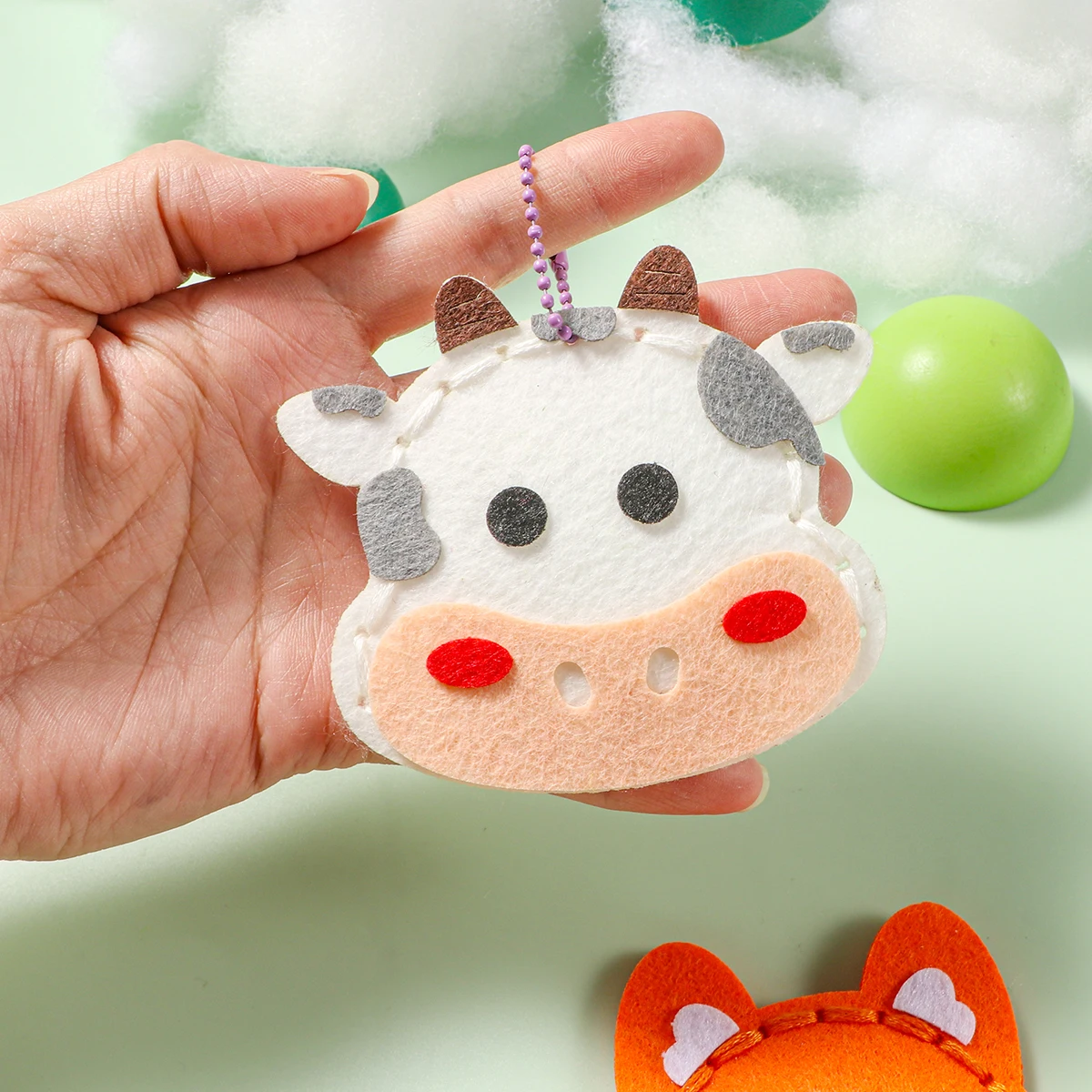 6-piece DIY Farm Animal Sewing Kit; Beginner Hand Sewing Kit; Cute Cartoon Animal Cow, Horse, Chicken School Bag Pendant; Birthd
